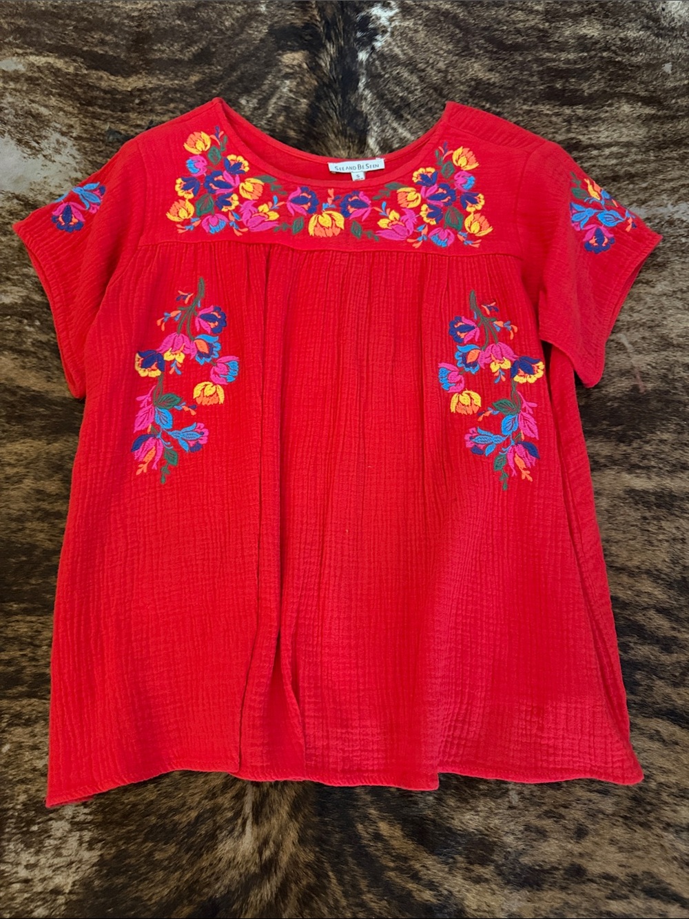 Embroidered Red Short-Sleeve Women’s Tunic